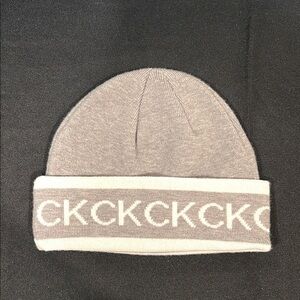 🔥Calvin Klein Gray and White CK Logo Beanie🔥